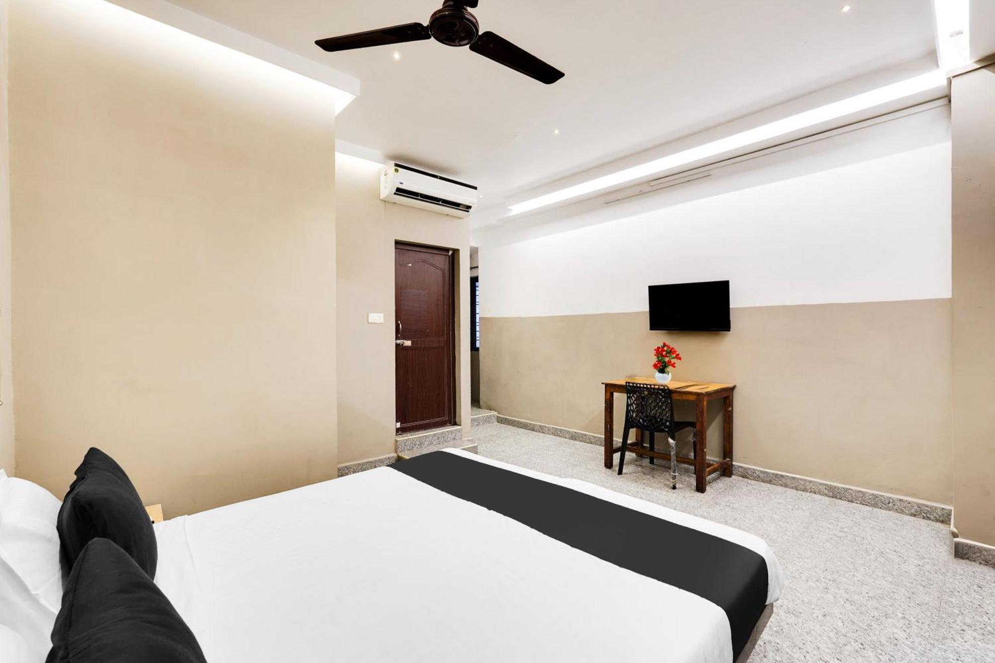 Super Hotel O White Town Formerly Seascape Residency Puducherry Eksteriør billede