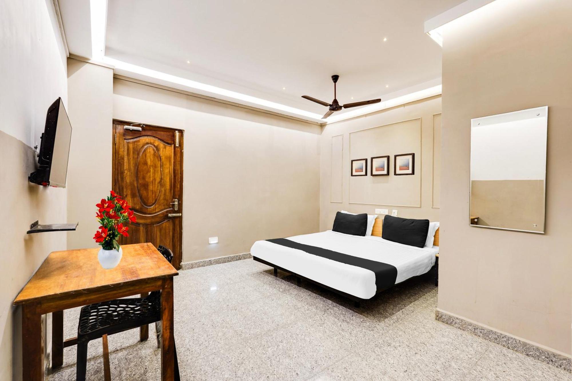 Super Hotel O White Town Formerly Seascape Residency Puducherry Eksteriør billede
